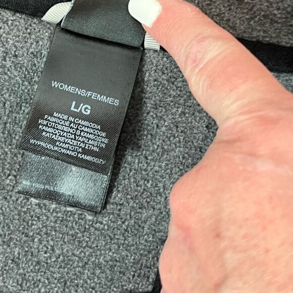 The North Face Women’s Gray Long Sleeve Pullover, Size L, EUC - Picture 6 of 8